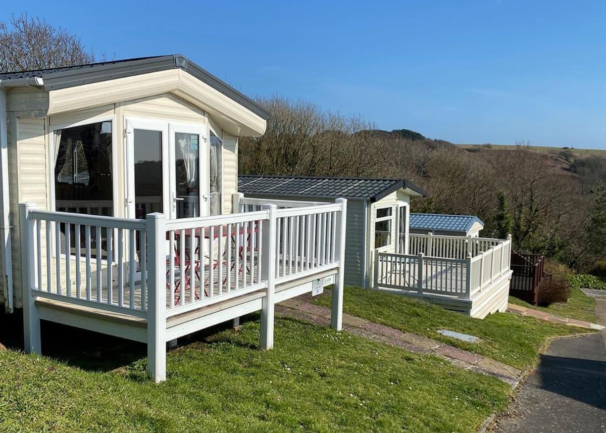 Shear Barn Holiday Park Hastings Exterior photo
